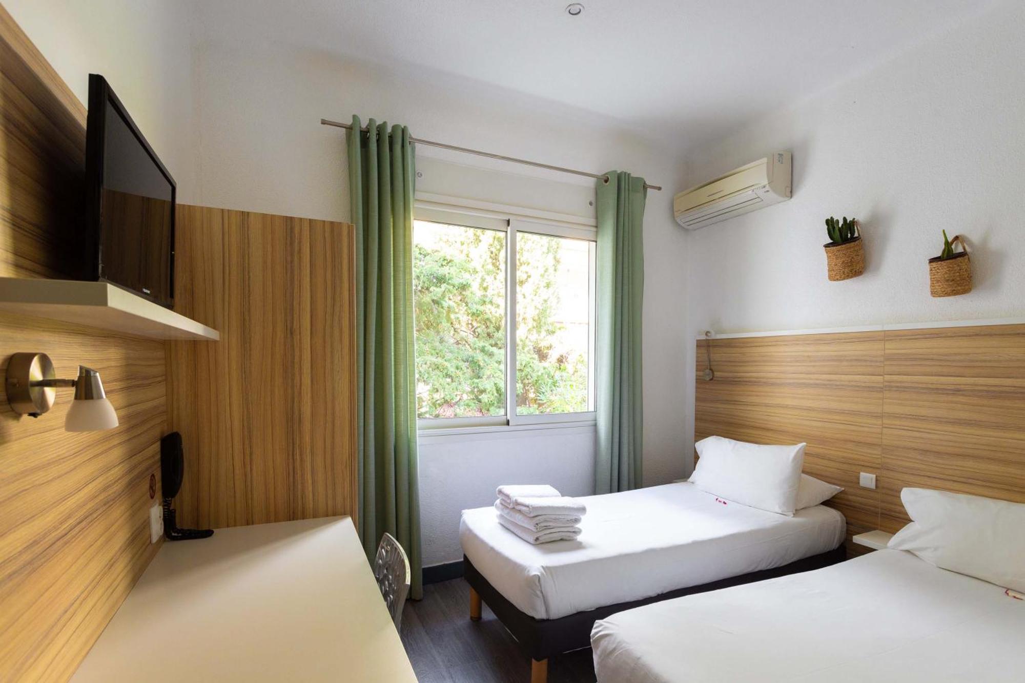 L'Oasis Hotel Fréjus Quarto foto
